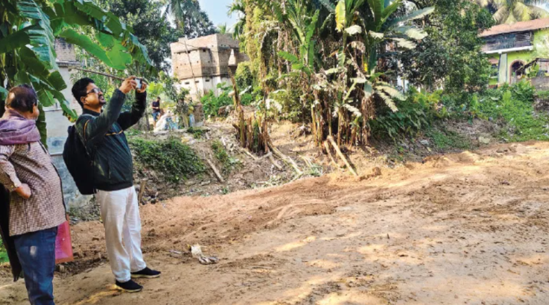 বেস্ট কলকাতা নিউজ : নবদ্বীপ পুর এলাকায় পুকুর বোজানোর এক গুরুতর অভিযোগ, তদন্ত শুরু করলো রাজ্য ভূমিদপ্তর