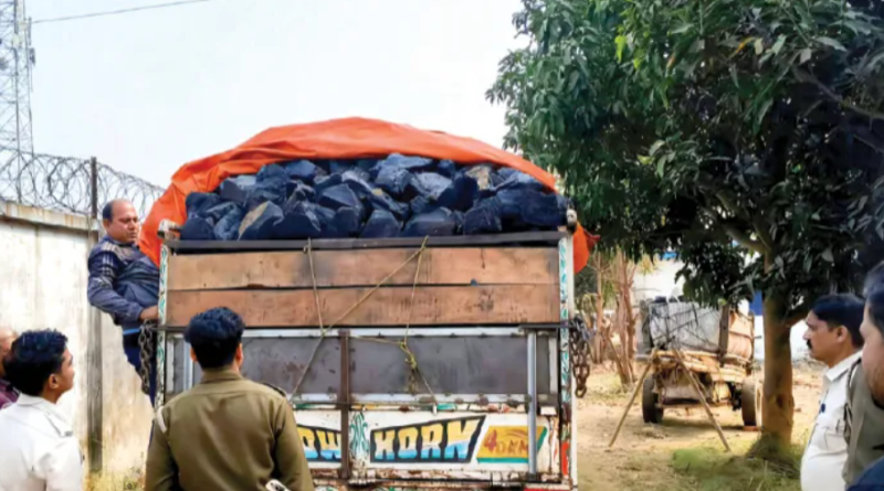 বেস্ট কলকাতা নিউজ : সাত টন কয়লা সহ আটক হল একটি লরি, ফের কি জেলার উপর দিয়ে চলছে অবৈধ কয়লা পাচার? উঠছে প্রশ্ন