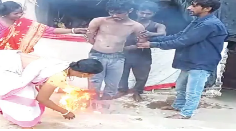 বেস্ট কলকাতা নিউজ : ভূতে ধরেছে’, এই অভিযোগে চরম অমানবিক অত্যাচার কালনায় যুবকের উপর, পলাতক অভিযুক্ত ওঝা