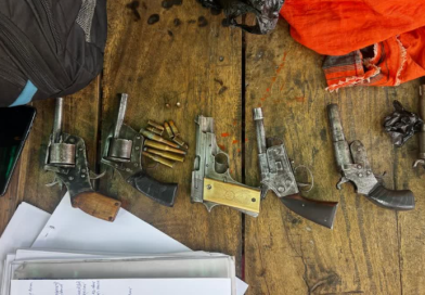 বেস্ট কলকাতা নিউজ : ভোটের মুখে মহানগরে অস্ত্রের পাহাড় ! ৬ টি আগ্নেয়াস্ত্র-সহ গ্রেফতার হল বিহারের ১ যুবক