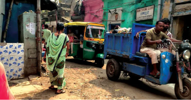 বেস্ট কলকাতা নিউজ : জলের লাইন পাততে চলছে খোঁড়াখুঁড়ির কাজ, এক মাস ধরে চরম বেহাল দশা আহিরীটোলা স্ট্রিটের