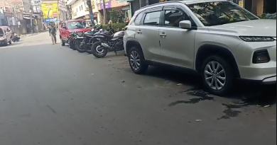 বেস্ট কলকাতা নিউজ : নো পার্কিং জোনে রাখা হচ্ছে গাড়ি, চরম অসন্তোষ সৃষ্টি হল শহর শিলিগুড়িতে
