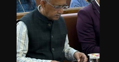 বেস্ট কলকাতা নিউজ : শহর শিলিগুড়িকে আরো উন্নত করতে চান তিনি , পুরসভার বিশেষ অধিবেশনে এমনটাই জানালেন মেয়র গৌতম দেব