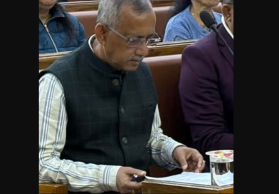 বেস্ট কলকাতা নিউজ : শহর শিলিগুড়িকে আরো উন্নত করতে চান তিনি , পুরসভার বিশেষ অধিবেশনে এমনটাই জানালেন মেয়র গৌতম দেব