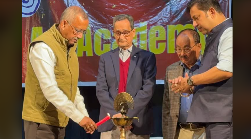 বেস্ট কলকাতা নিউজ : আয়োজিত হল নর্থ বেঙ্গল আর্ট একাডেমীর ২৫তম বর্ষ অঙ্কন প্রতিযোগিতার পুরস্কার বিতরণী অনুষ্ঠান, উপস্থিত হলেন মেয়র গৌতম দেব এবং কর্ণধার সোমেশ ঘোষ