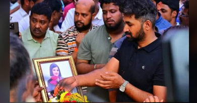 বেস্ট কলকাতা নিউজ : বারামতি বিমান দুর্ঘটনায় নিহত পিঙ্কি মালির শেষকৃত্য সম্পন্ন হল ওরলিতে, শোকস্তব্ধ পরিবার ও প্রতিবেশীরা