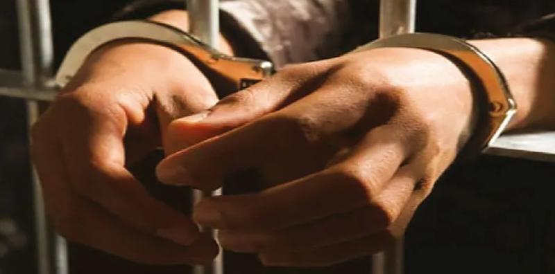 বেস্ট কলকাতা নিউজ : ক্রেতা সেজে সোনার দোকানে আংটি চুরি, ২ জনকে গ্রেপ্তার করলো এয়ারপোর্ট থানার পুলিশ