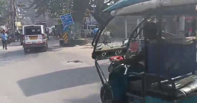 বেস্ট কলকাতা নিউজ : শিলিগুড়ির হাসপাতাল মোড়ের ট্রাফিক নিয়ে এক চরম সমস্যায় শহরের সাধারণ মানুষ