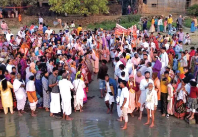 বেস্ট কলকাতা নিউজ : আজ পরিক্রমার মধ্যে দিয়ে সূচনা হল শ্রীসজ্জনসেবক গৌড়ীয় মঠের দোল উৎসবের