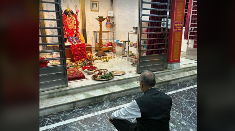 বেস্ট কলকাতা নিউজ : প্রচারে বের হয়ে মনস্কামনা কালীমন্দিরে পুজো দিলেন গৌতম দেব