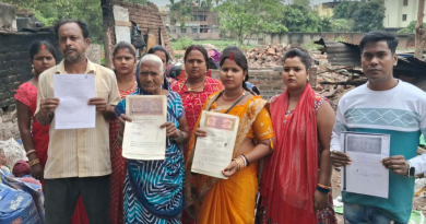 বেস্ট কলকাতা নিউজ : রাস্তার জন্য জমি ছাড়ার দাবিতে সাধারণ মানুষের তুমুল হট্টগোল দুর্গাপুরে, এলাকায় ছড়ালো এক ব্যাপক উত্তেজনা