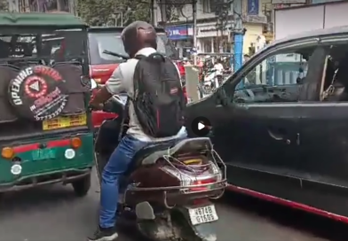 মোড়ে মোড়ে রয়েছে ট্রাফিক, তবুও যানজট সমস্যার কোনো সমাধান হচ্ছে না শিলিগুড়িতে বেস্ট কলকাতা নিউজ : মোড়ে মোড়ে রয়েছে ট্রাফিক, তবুও যানজট সমস্যার কোনো সমাধান হচ্ছে না শিলিগুড়িতে