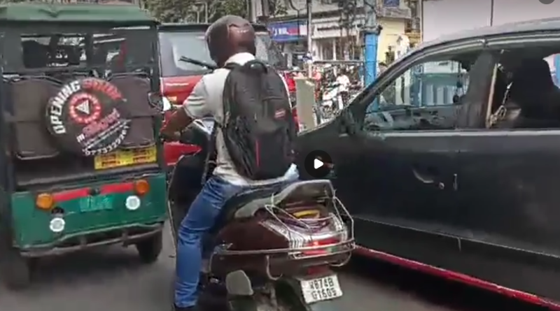 বেস্ট কলকাতা নিউজ : মোড়ে মোড়ে রয়েছে ট্রাফিক, তবুও যানজট সমস্যার কোনো সমাধান হচ্ছে না শিলিগুড়িতে