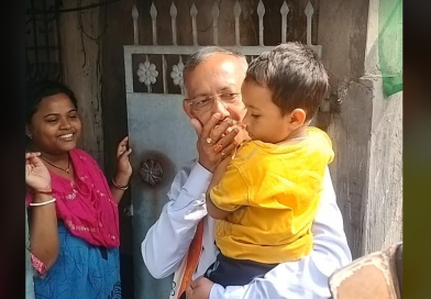 শিলিগুড়ি ৪৫ নম্বর ওয়ার্ডে নির্বাচনী প্রচার এলেন মেয়র গৌতম দেব, বাড়িতে বাড়িতে গিয়ে পরিচয় করলেন ভোটারদের সাথে বেস্ট কলকাতা নিউজ : শিলিগুড়ি ৪৫ নম্বর ওয়ার্ডে নির্বাচনী প্রচার এলেন মেয়র গৌতম দেব, বাড়িতে বাড়িতে গিয়ে পরিচয় করলেন ভোটারদের সাথে