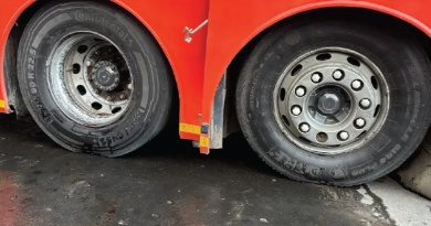 বেস্ট কলকাতা নিউজ : করুণাময়ীতে বাসের টায়ার পরীক্ষার সময় পিষ্ট হয়ে মর্মান্তিক মৃত্যু হল ১ খালাসির