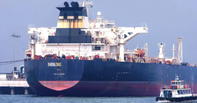 বেস্ট কলকাতা নিউজ : ট্র্যাকিং সিস্টেম বন্ধ করে চালু হল ‘ডার্ক মোড’ , অবশেষে মুম্বই পৌঁছল তেলের ট্যাঙ্কার