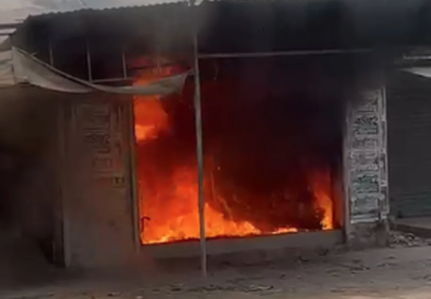 চাকদহে সার্ভিস সেন্টারে এক ভয়াবহ আগুন! সম্পূর্ণ ভস্মীভূত হল একাধিক বাইক, যন্ত্রাংশ বেস্ট কলকাতা নিউজ : চাকদহে সার্ভিস সেন্টারে এক ভয়াবহ আগুন! সম্পূর্ণ ভস্মীভূত হল একাধিক বাইক, যন্ত্রাংশ