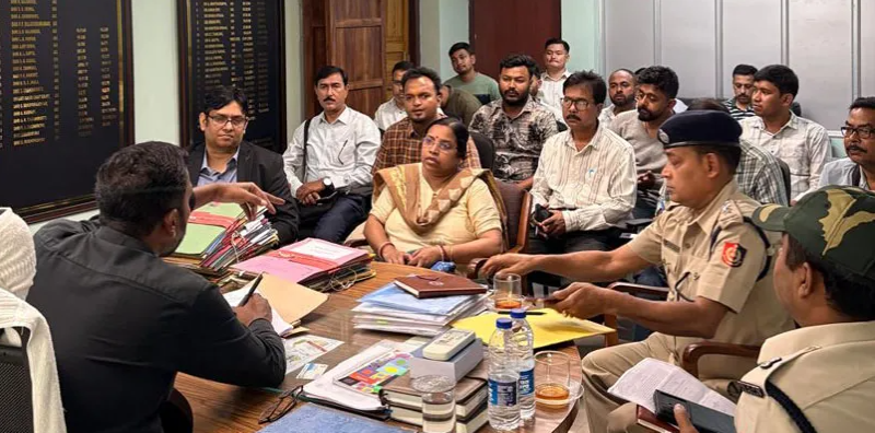 বেস্ট কলকাতা নিউজ : রান্নার গ্যাসের চরম সংকট, ডিলার-ডিস্ট্রিবিউটরদের নিয়ে বৈঠকে বসলো জলপাইগুড়ি জেলা পুলিশ ও প্রশাসন