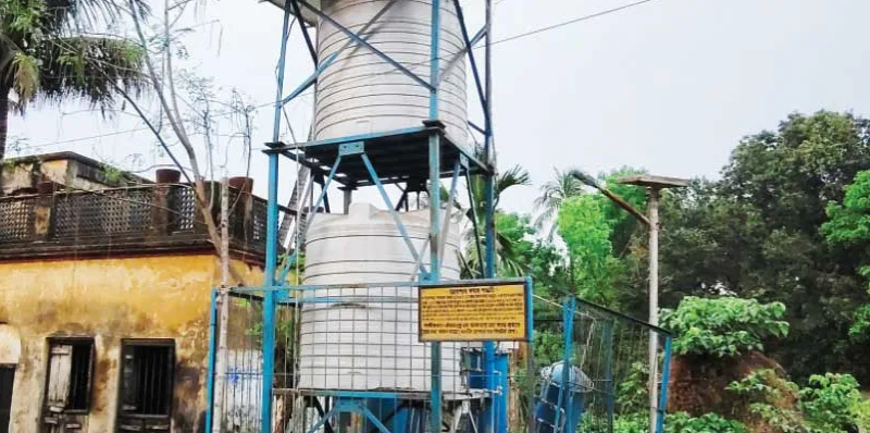 বেস্ট কলকাতা নিউজ : দীর্ঘদিন বিকল সজল ধারা, পঞ্চায়েত ও পিএইচইর টালবাহানায় চরম ভোগান্তি স্থানীয় বাসিন্দাদের