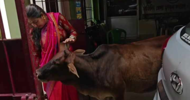 বেস্ট কলকাতা নিউজ : একটু অন্য মেজাজে দেখা গেলো তৃণমূল নেত্রী পাপিয়া ঘোষকে