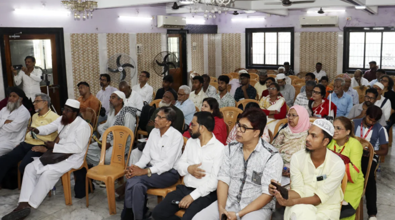 বেস্ট কলকাতা নিউজ : ভোটার তালিকায় নাম বাদ, সমাধানের পথ খুঁজতে আলোচনা সভায় হাজির পড়ুয়া থেকে স্কুল শিক্ষা কর্মী