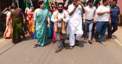 বেস্ট কলকাতা নিউজ : দলীয় কর্মীদের সাথে বৈঠক করে প্রচার সারলেন জামালপুরের তৃণমূল প্রার্থী ভূতনাথ মালিক