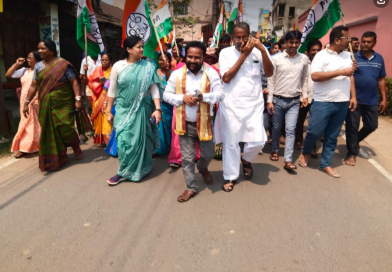 বেস্ট কলকাতা নিউজ : দলীয় কর্মীদের সাথে বৈঠক করে প্রচার সারলেন জামালপুরের তৃণমূল প্রার্থী ভূতনাথ মালিক