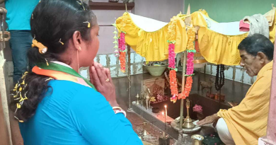 বেস্ট কলকাতা নিউজ : শিব মন্দিরে পুজো দিয়ে প্রচার শুরু করলেন বাঁকুড়ার ইন্দাস বিধানসভার তৃণমূল কংগ্রেস প্রার্থী শ্যামলী রায় বাগদী