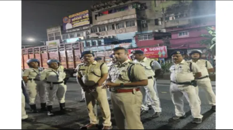 বেস্ট কলকাতা নিউজ : ভোটের আগে 'হাই অ্যালার্ট' জারি হল কলকাতায় , হোটেল-লজ কড়া নজরদারি আওতায় আনার নির্দেশ দিল লালবাজার