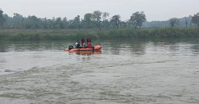 বেস্ট কলকাতা নিউজ : বেআইনিভাবে নদী থেকে বালি উত্তোলন! ফেরার পথে নৌকা উলটে মৃত্যু হল ২ জনের