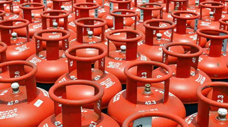 বেস্ট কলকাতা নিউজ : পরিবেশবান্ধব জ্বালানিতে বিশেষ জোর, এলপিজি জোগান স্বাভাবিক রাখতে কড়া হল প্রশাসন