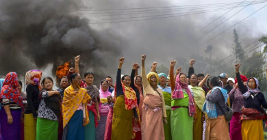 বেস্ট কলকাতা নিউজ : মণিপুরে বিএসএফ জওয়ানের বাড়িতে জঙ্গি হামলা! রকেট লঞ্চারে প্রাণ গেল ২ শিশুর, জারি কারফিউ