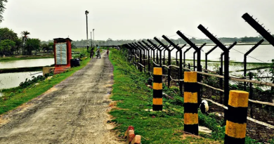 বেস্ট কলকাতা নিউজ : আন্তর্জাতিক সীমানা কুমারগ্রাম ব্লকে বাড়তি নজর কমিশনের, জোরদার তল্লাশি চলছে এসএসটির তরফ থেকে