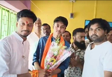 বেস্ট কলকাতা নিউজ : মাধ্যমিকে আরামবাগের জোড়া সাফল্য, রাজ্যে সপ্তম অর্কপ্রভ, নবম তমোহা -কৃতীদের বাড়িতে গিয়ে সংবর্ধনা জ্ঞাপন বিজেপি প্রার্থী হেমন্ত বাগের