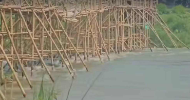 বেস্ট কলকাতা নিউজ : খানাকুলের বালিগড়িতে ‘বাঁশের ব্রিজের একাংশ ধসে পড়ায় যোগাযোগ বিচ্ছিন্ন, নতিবপুর এলাকায় ছড়ালো এক চরম আতঙ্ক