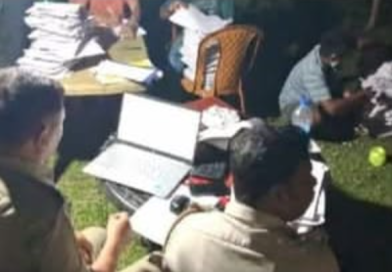 বেস্ট কলকাতা নিউজ : জলপাইগুড়ি জেলার রাজগঞ্জে উদ্ধার হল ৩৭৫ টি মিউটেশনের ফাইল, ঘটনাকে ঘিরে ব্যাপক তোলপাড় শুরু হল এলাকায়
