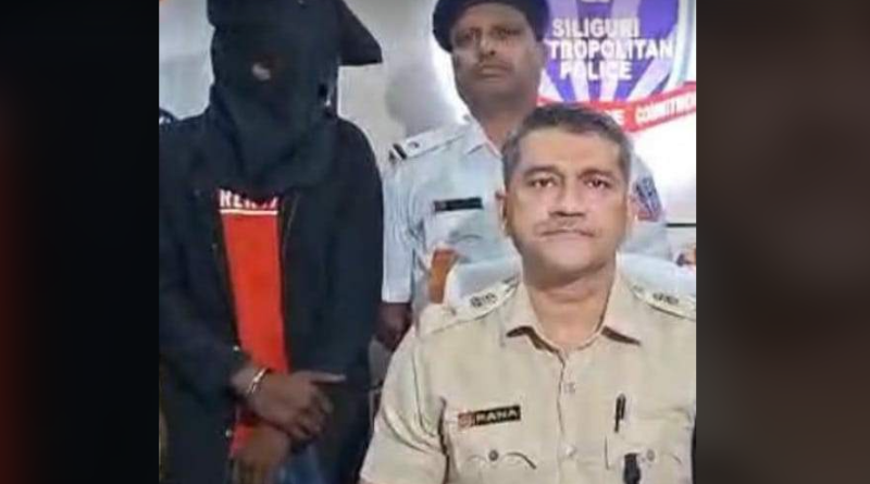 বেস্ট কলকাতা নিউজ : রাতের অন্ধকারে উধাও লক্ষাধিক টাকা ও ৯ ভরি সোনা , এনজেপি থানার জালে ধরা পড়লো কুখ্যাত দুষ্কৃতী ‘ক্ষ্যাপা