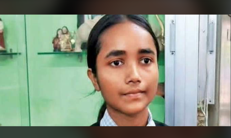 বেস্ট কলকাতা নিউজ : চা বাগানের ছোট ঘর থেকে বড় স্বপ্ন, ISC-তে ৯৫% পেয়ে নজর কাড়ল কনক টোপনো